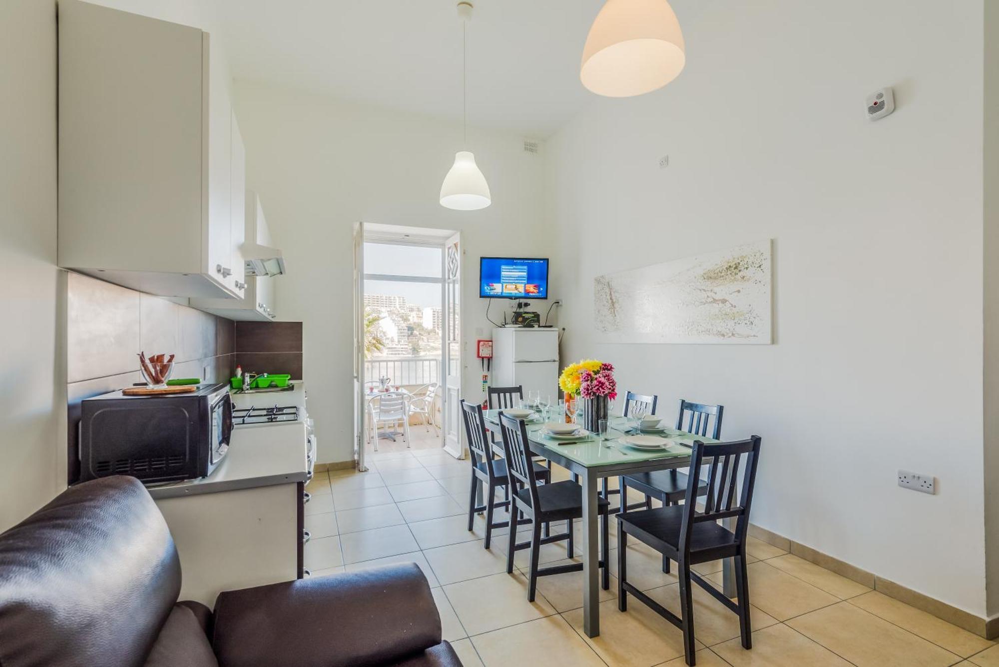 Blue Harbour 2 Bedroom Seafront Apartments With Stunning Seaviews - By Getawaysmalta St. Paul's Bay Esterno foto